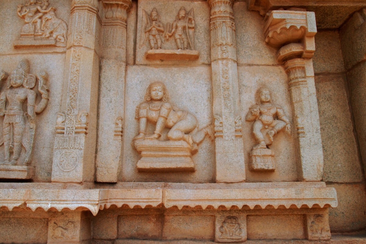 Ruins at Hampi, wall carvings
