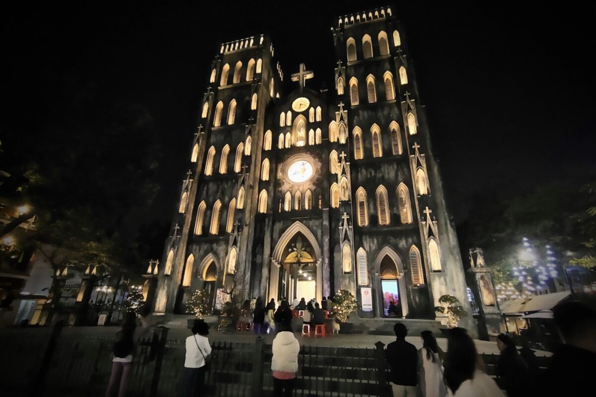 Hanoi Cathedral lit up at night