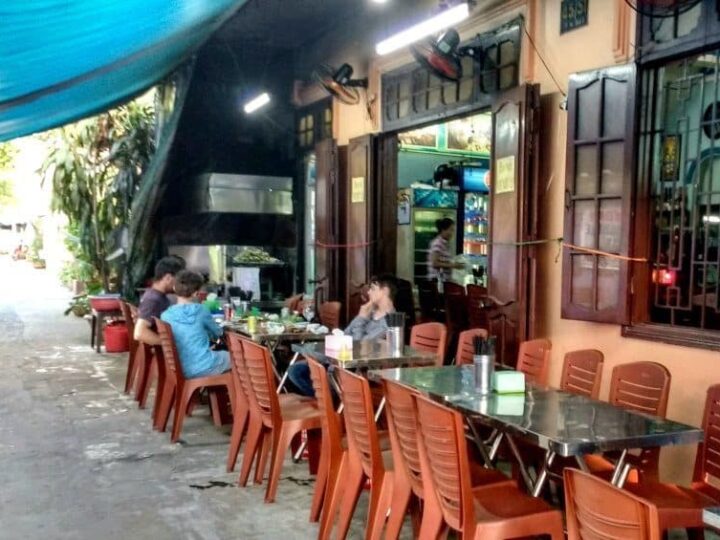 Ba Le Well restaurant Hoi An