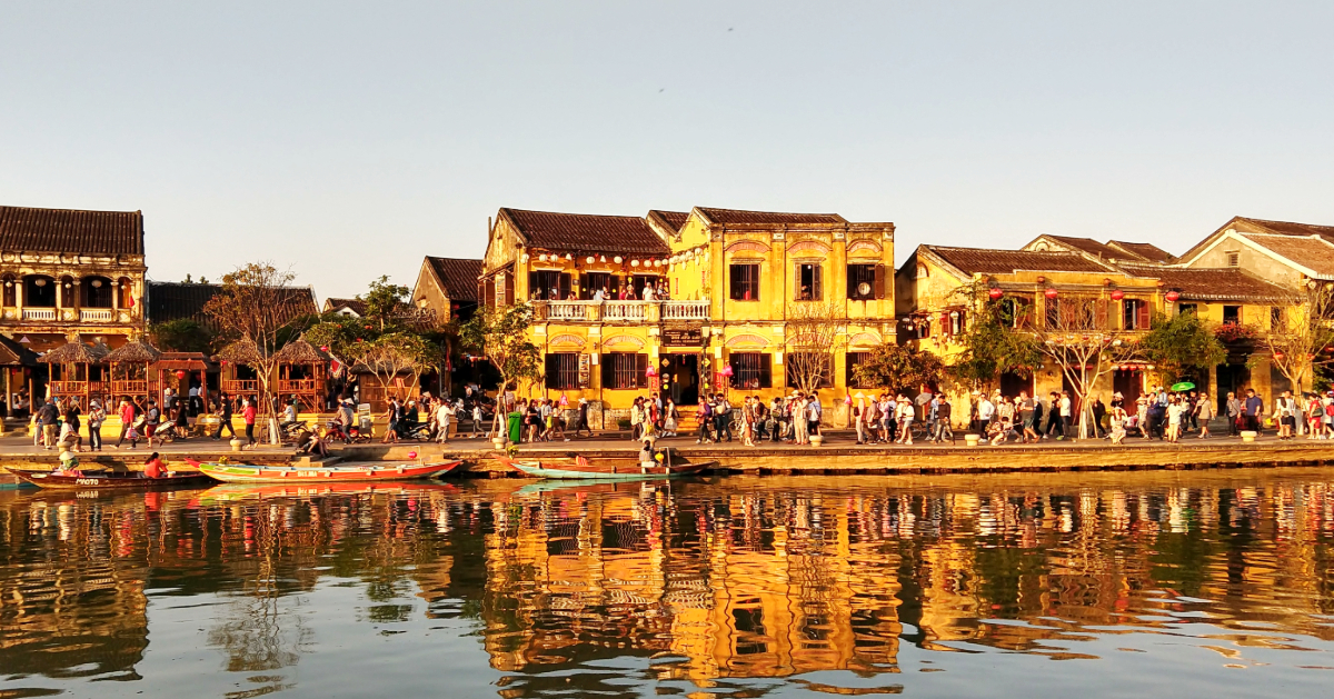 Beautiful Hoi An Ancient Town. Hue to Hoi An