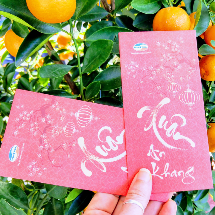 lucky money and tet in Vietnam