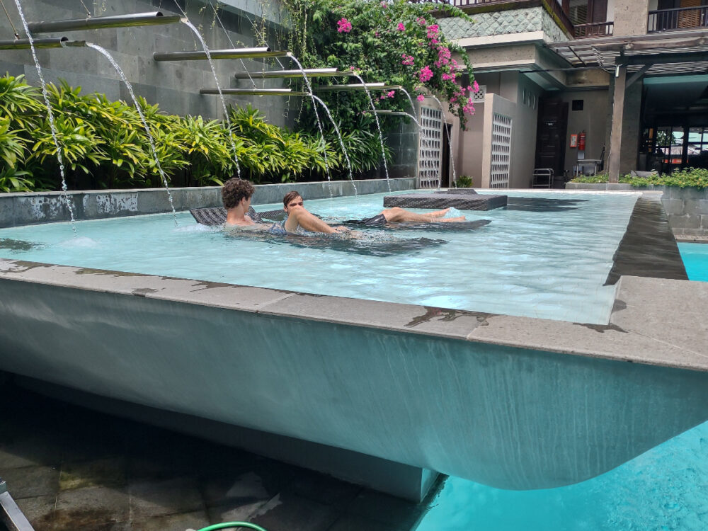 Family Airport Hotel Bali