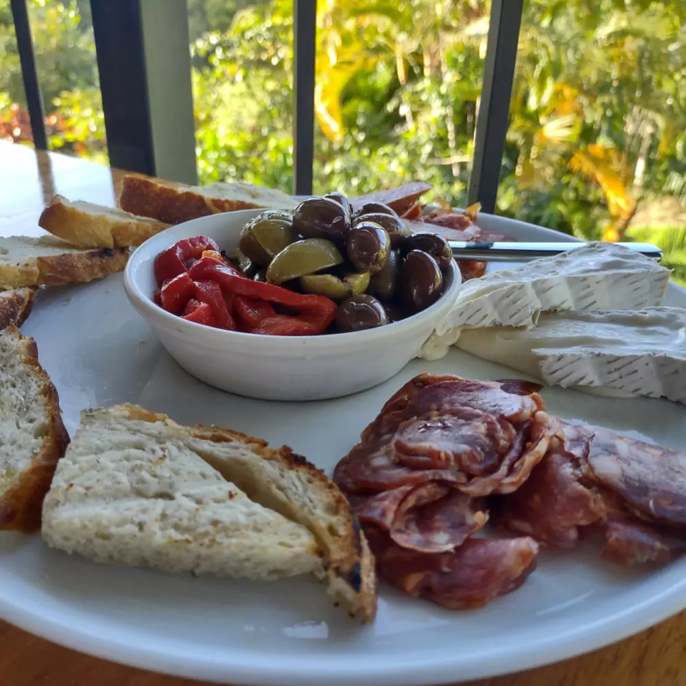 Food at the Julatten Hotel Atherton Tablelands