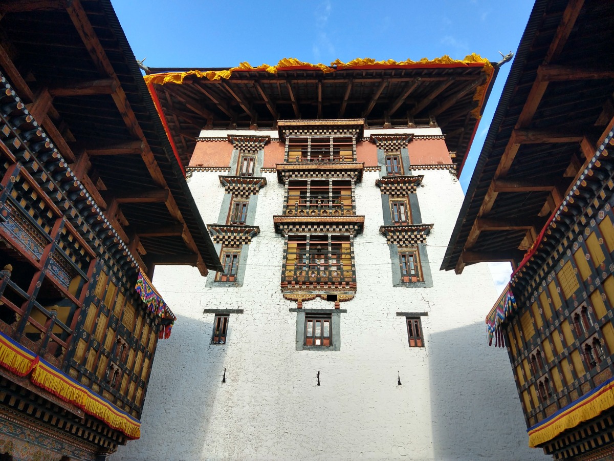 paro gompa bhutan