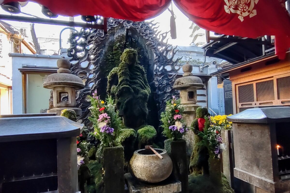 Shrine Osaka