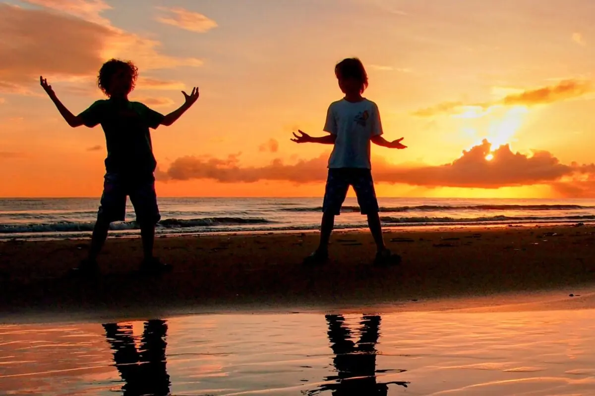 How to plan a family vacation kids on the beach