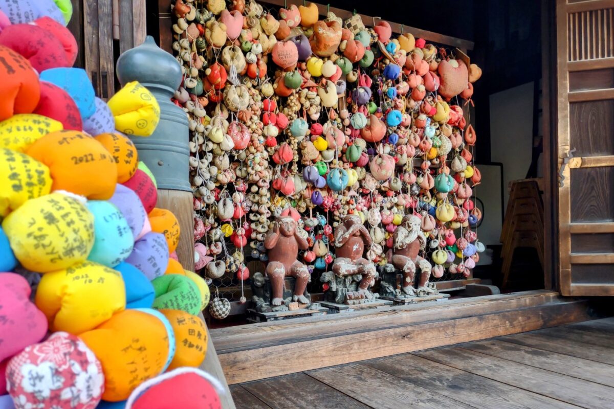 Higashiyama Pom Pom Temple Kyoto